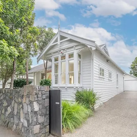 4 Bed Villa In Mount Eden